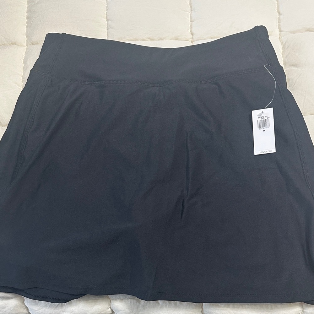 Old Navy Black Skort
